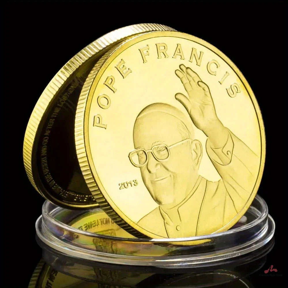 The 266th Pope of The Catholic Church Pope Francis Souvenir Coin Collectible Golden Plated Commemorative Coin 1147-Chinese Style Finds™